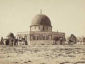 Blick auf die Kuppel des Felsendoms, in der Omar-Moschee, Jerusalem von Félix Bonfils