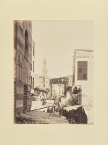 Blick auf einen Basar im alten Kairo von Félix Bonfils