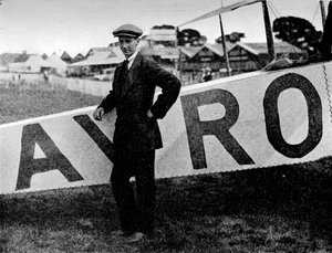 Das Luftderby: der Pilot der Avro, Herr F.P. Raynham, 1913, 1934