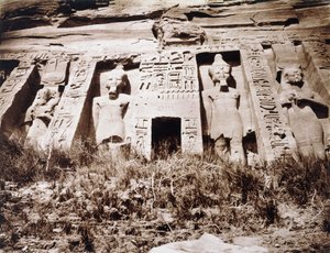 Abou-Sembil, Petit Speos, zentrale Partie der Fassade, um 1853-54 von Félix Teynard