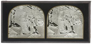 Ansicht der Fassade des großen Felsentempels von Abu Simbel in Nubien von Francis Frith