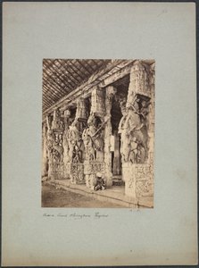 Trichinopoly Pferdehof von Francis Frith and Co.