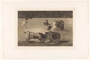 Stierenvechter stehend auf einem Tisch in der Arena. Otra locura suya en la misma plaza. Stierengevechten (Serientitel). La Taureaumachie (Serientitel). La Tauromaquia (Serientitel) von Francisco de Goya