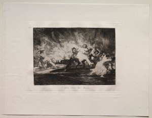 Die Schrecken des Krieges: Sie entkommen durch die Flammen