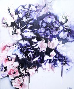 Dunkler Floraler Wasserfall