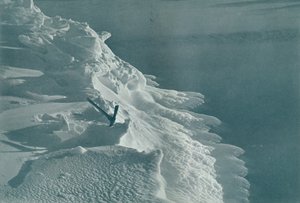 Wachsendes Eisfuß, Cape Evans, um 1911, 1913 von Frank Debenham