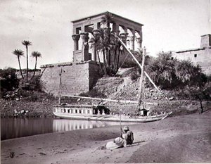 Der Tempel des Trajan, Blick nach Südwesten, Philae von Frank Mason Good