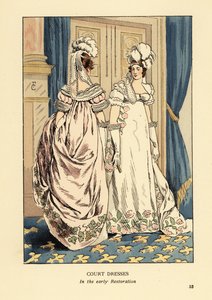 Frauen mit Federkopfschmuck und luxuriös bestickten Kleidern, Hof von König Ludwig XVIII., um 1817. Innenraum mit blauen Vorhängen und Teppich mit Fleur-de-Lys-Muster. Hofkleider in der frühen Restauration, Paris. Handkolorierte Lithographie von R.V. nach  von François Courboin