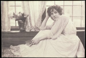 Porträtfotografie von Beatrice Stella Tanner (1865-1940) Mrs Patrick Campbell, von Frederick Hollyer (1837-1933) von Frederick Hollyer