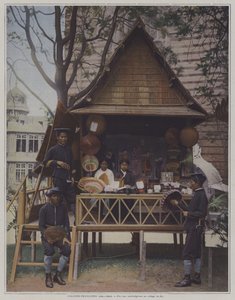 Kambodschanische Hütte auf der Weltausstellung 1900, Paris von French Photographer