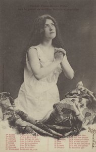 Mädchen beim Beten von French Photographer