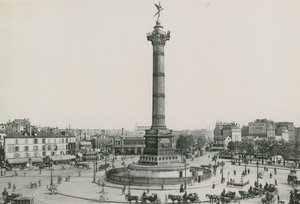 La Colonne de Juillet, Place de la Bastille von French Photographer