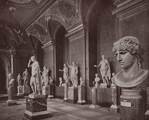 Paris: Galerie des Augustus, Louvre-Museum von French Photographer