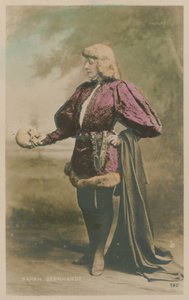 Sarah Bernhardt im Kostüm als Hamlet von French Photographer