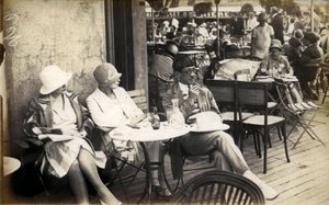 Das Paris der Künstler in der schönen Zeit: der Maler Tsuguharu-Leonard Foujita von French Photographer