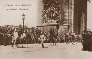 Die Siegesparade, General Gouraud von French Photographer
