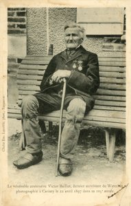 Victor Baillot, der letzte Überlebende der Schlacht von Waterloo, fotografiert in Carisey am 22. April ? von French Photographer
