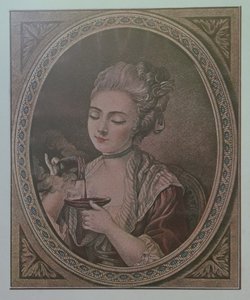 Eine Dame trinkt Schokolade