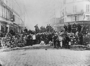 Barrikade am Eingang des Faubourg du Temple, Paris, während der Kommune, 18. März 1871