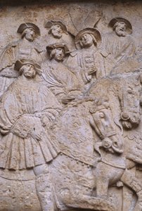 Steinrelief im Innenhof, das das Feld des Goldenen Tuchs darstellt, aus dem Hotel de Bourgtheroulde, Rouen, Normandie, 1501-37 von French School