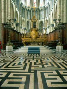 Kathedrale von Saint Omer (Nord 59): Altar und Labyrinth.