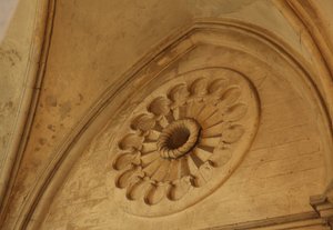 Darstellung eines Blicks auf eine geschnitzte Rosette von French School
