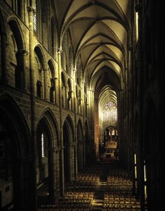 Innenansicht der Kathedrale Saint Samson von Dol de Bretagne (Ille et Vilaine)
