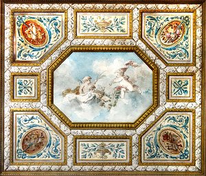 Musikzimmerdecke mit Putti, die Instrumente spielen
