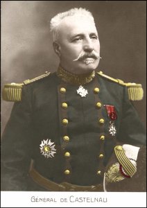 Porträt des französischen Generals Noel Edouard de Curieres de Castelnau (1851-1944). Postkarte aus dem 20. Jahrhundert von French School