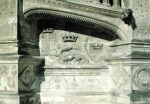 Relief vom Grand Escalier mit dem Wappen von Francois I. (1494-1547) mit einem Salamander