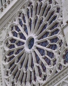 Rosettenfenster der Westfassade, ca. 1270 von French School