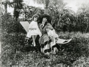 Sarah Bernhardt, 1890er Jahre