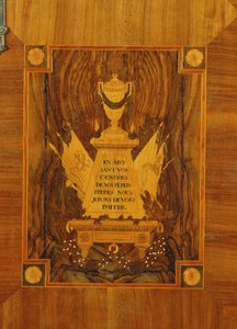 Anrichte mit Marketerie-Design von Emblemen und Mottos der Französischen Revolution