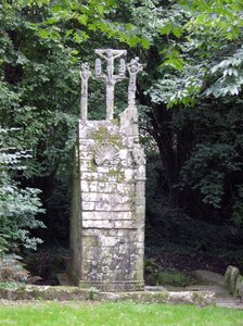 Der Brunnen der Chapelle de La Trinité von French School