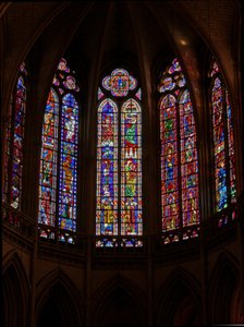 Fenster w100 zeigt einen Blick auf das Ostende des Chors der Kathedrale