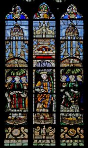 Fenster w12, Darstellung von sieben Diakonen, darunter Antoine de Crevant