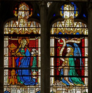 Fenster w134, die Verkündigung darstellend
