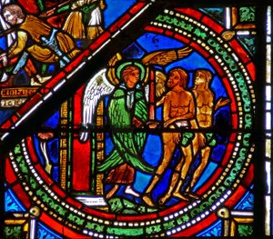 Fenster w15 zeigt das Fenster des barmherzigen Samariters: Adam und Eva werden aus Eden vertrieben