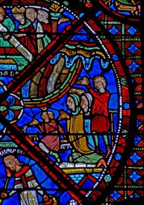 Fenster w15 Darstellung der Geschichte der Reliquien des Heiligen Stephanus: Bei der Wiederbestattung erleben die Menschen wundersame Heilungen, als Regen auf sie herabfällt