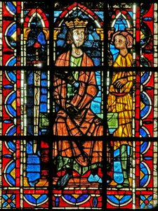 Fenster w202, den heiligen Johannes mit dem Kaiser Domitian darstellend