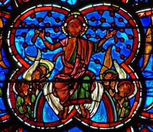 Fenster w4 mit Christus beim Jüngsten Gericht