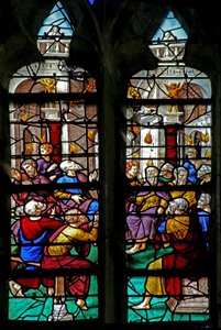 Fenster w6 mit Darstellung von Pfingsten