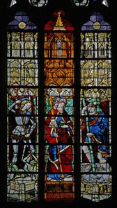 Fenster w8, Darstellung von St. Michael, St. Jakobus und St. Christophorus von French School