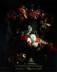 Girlande aus Trauben, Pflaumen und Granatapfel mit Blumen