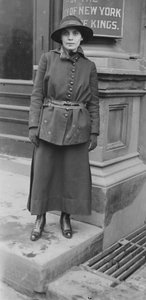Fania Mindell wahrscheinlich während des Bownsville-Prozesses, 1917