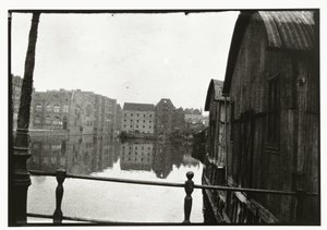 Blick von der Brücke auf die Prinzeninsel in Amsterdam