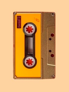 Vinyl Kassette, 2024 von George Rosaly
