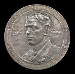 Medaille der Royal Geographical Society: Shackletons Antarktisexpedition 1907-1909