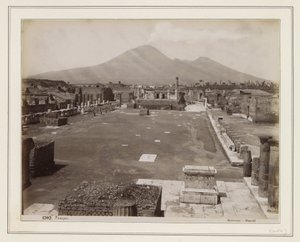 Ansicht des Forums in Pompeji von Giorgio Sommer