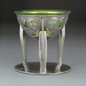 Eine Tudric Zinn- und Glas-Kuppel von Giovanni Bigatti